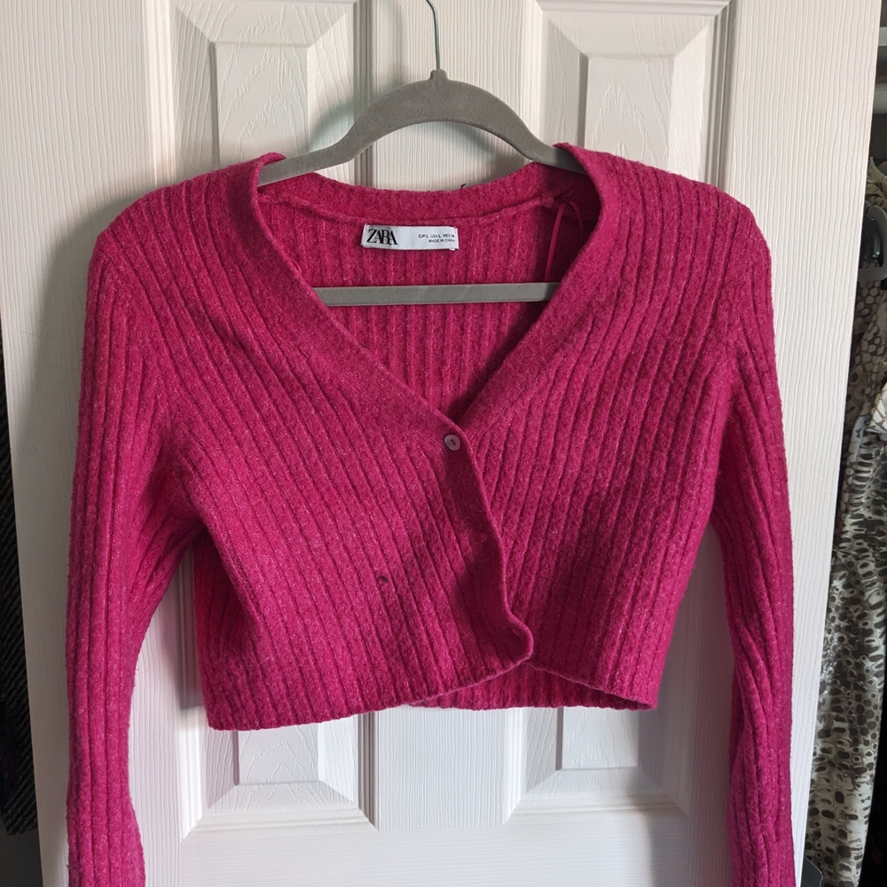 Zara Pink Cropped Cardigan Sweater